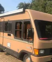 Tabbert 560 Mercedes Oldtimer 6 posti Tabbert 560 Mercedes Oldtimer 6 posti