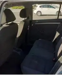 VOLKSWAGEN Golf 2.0 Tdi Comfortline VOLKSWAGEN Golf 2.0 Tdi Comfortline