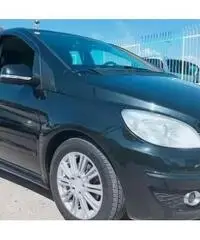 Mercedes Classe B 180 109Cv 2010