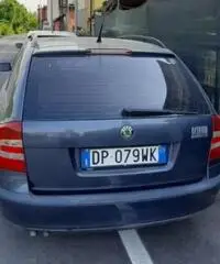 Vendo Auto