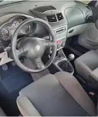 Alfa Romeo 147 1.9 JTD (120) 5 porte Distinctive, Alfa Romeo 147 1.9 JTD (120) 5 porte Distinctive,