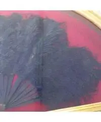 Antico VENTAGLIO con piume di struzzo - Roma Antico VENTAGLIO con piume di struzzo - Roma