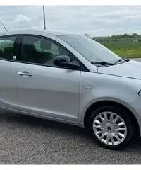 Lancia Ypsilon GPL Lancia Ypsilon GPL