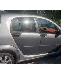Smart forfour 1.1 75cv ben tenuta motore perfetto Smart forfour 1.1 75cv ben tenuta motore perfetto