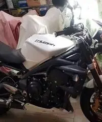 Street triple 675 R my 2012 Street triple 675 R my 2012