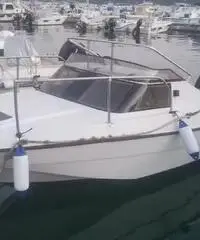 Barca cabinata fuoribordo rio onda 500 Barca cabinata fuoribordo rio onda 500