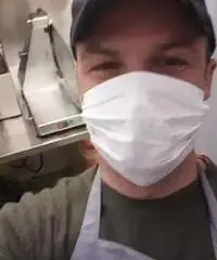 Lavapiatti aiutocuoco Lavapiatti aiutocuoco