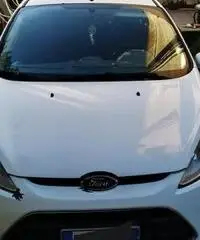 Ford fiesta titanium