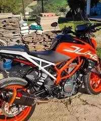 KTM 390 Duke KTM 390 Duke