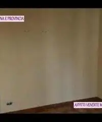 Camaro vicino Posta nuova - Messina