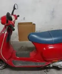 Vespa 50 et4