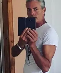 Donna seria per convivenza Donna seria per convivenza