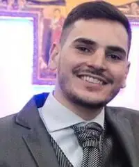 Lavapiatti e pulizia Lavapiatti e pulizia