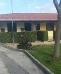 Appartamento in zona Varcaturo a Giugliano in Campania Appartamento in zona Varcaturo a Giugliano in Campania