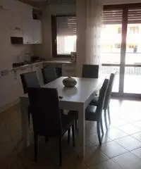 APPARTAMENTO CON TERRAZZO - Latina APPARTAMENTO CON TERRAZZO - Latina