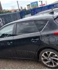 Toyota Auris 1.8 Hybrid 2016 Toyota Auris 1.8 Hybrid 2016