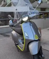 VESPA ELETTRICA 125 pochissimi km VESPA ELETTRICA 125 pochissimi km