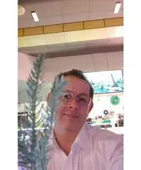 Uomo divorziato  cerca una  fidanzata Uomo divorziato  cerca una  fidanzata