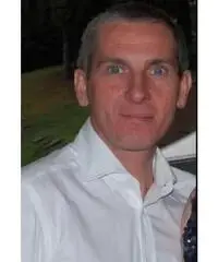 Lavorazione fibre di carbonio/ Materie plastiche Lavorazione fibre di carbonio/ Materie plastiche