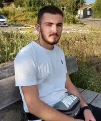 Operaio Edile/ Lavapiatti Operaio Edile/ Lavapiatti