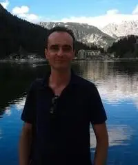 Impiegato con inglese o altro Impiegato con inglese o altro