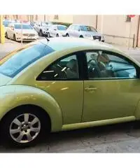 Volkswagen New Beetle 1,6 benz Volkswagen New Beetle 1,6 benz