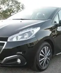 Peugeot 208 1.2, MODELLO TOP