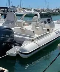 Joker boat