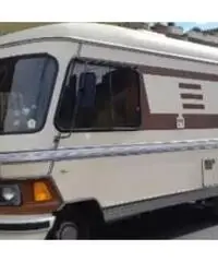 Camper hymer mobil mercedes 2.5 d 6 posti 1979 Camper hymer mobil mercedes 2.5 d 6 posti 1979