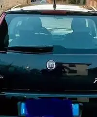 FIAT Grande Punto - 2010 FIAT Grande Punto - 2010