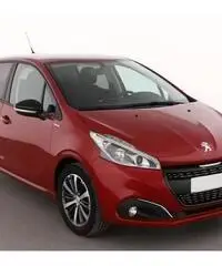 Peugeot 208 BlueHDi 75 5 porte Allure