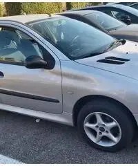 PEUGEOT 206 - 2002 anche per neopatentati PEUGEOT 206 - 2002 anche per neopatentati