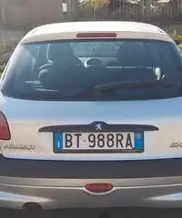 PEUGEOT 206 - 2002 anche per neopatentati PEUGEOT 206 - 2002 anche per neopatentati