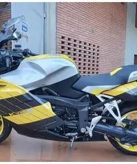 Bmw k1200s del 2005 con 53.000 km Bmw k1200s del 2005 con 53.000 km