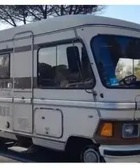 Camper hymer mobil mercedes 2.5 d 6 posti 1979 Camper hymer mobil mercedes 2.5 d 6 posti 1979