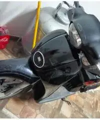 Aprilia Scarabeo 50 de luxe Aprilia Scarabeo 50 de luxe