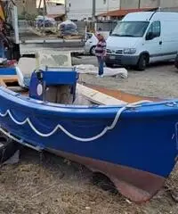 Barca a motore Barca a motore