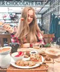Anastasia, 33 anni