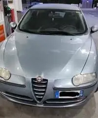 Alfa Romeo 147 1.6 benzina 105 CV 2001