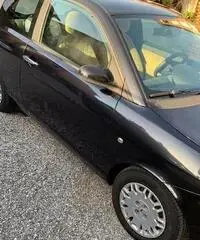 Lancia ypsilon Lancia ypsilon